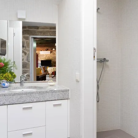 Casa Castanhas - Near Geres Braga