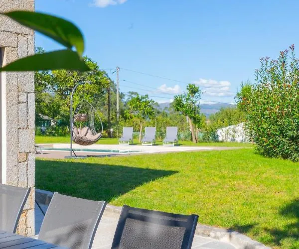 Casa Castanhas - Near Geres 度假居 *